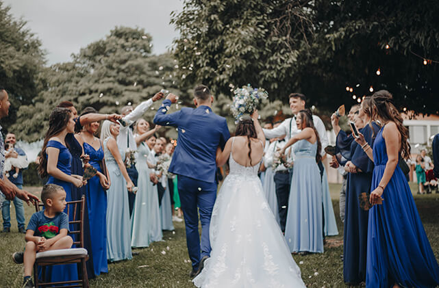 特別な日だからこそ 参列してくれるゲスト全員の良い想い出になる結婚式にしたい